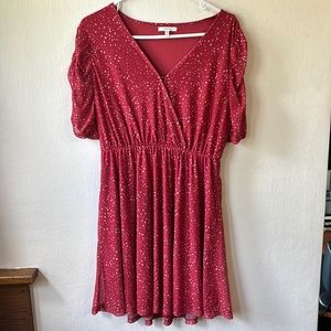 Women’s Maurice’s dress.